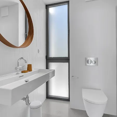 Villa Di Arte ! First Row Sea !- Makarska Exklusiv Apartment *